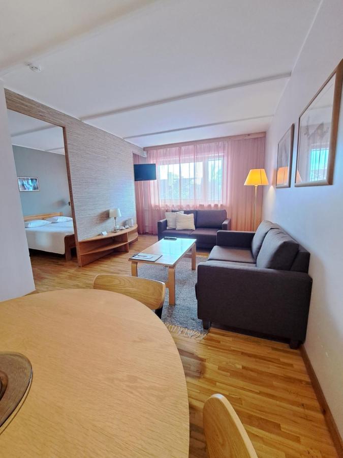 Pesa Hotel โปลวา ภายนอก รูปภาพ